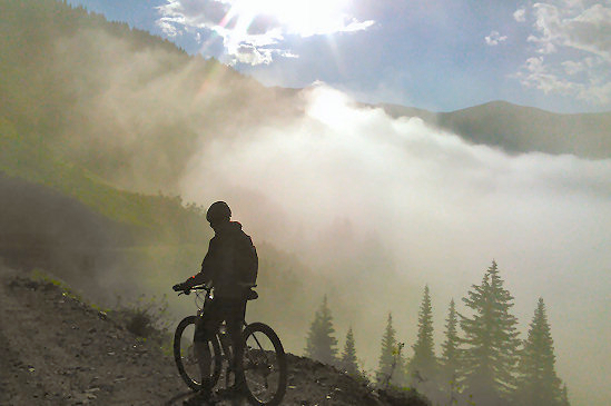 On the Colorado MTB trail elevations rarely drop below 10,000 feet