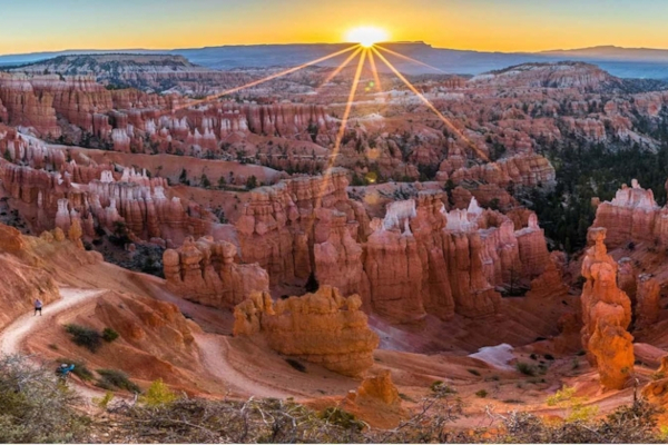 Bryce and Zion Colors MTB, Wind through peculiar passageways of hoodoos, and pink twisted cliffs! 